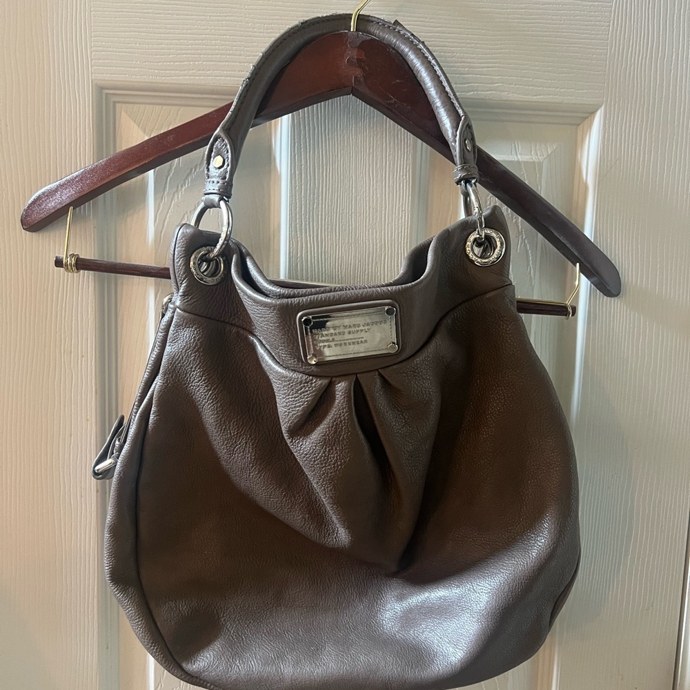 Marc By Marc Jacobs Classic Hillier Putty Leather Hobo Shoulder Bag